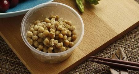 抗血栓第一豆!104歲老人早晨、睡前喝碗它,預防血栓!